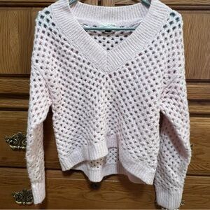 Universal Thread Light Pink V-Neck Sweater